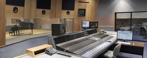 ST1_CR_Console_Speakers_600_output_output ST1_CR_Console_Speakers_600_output_output